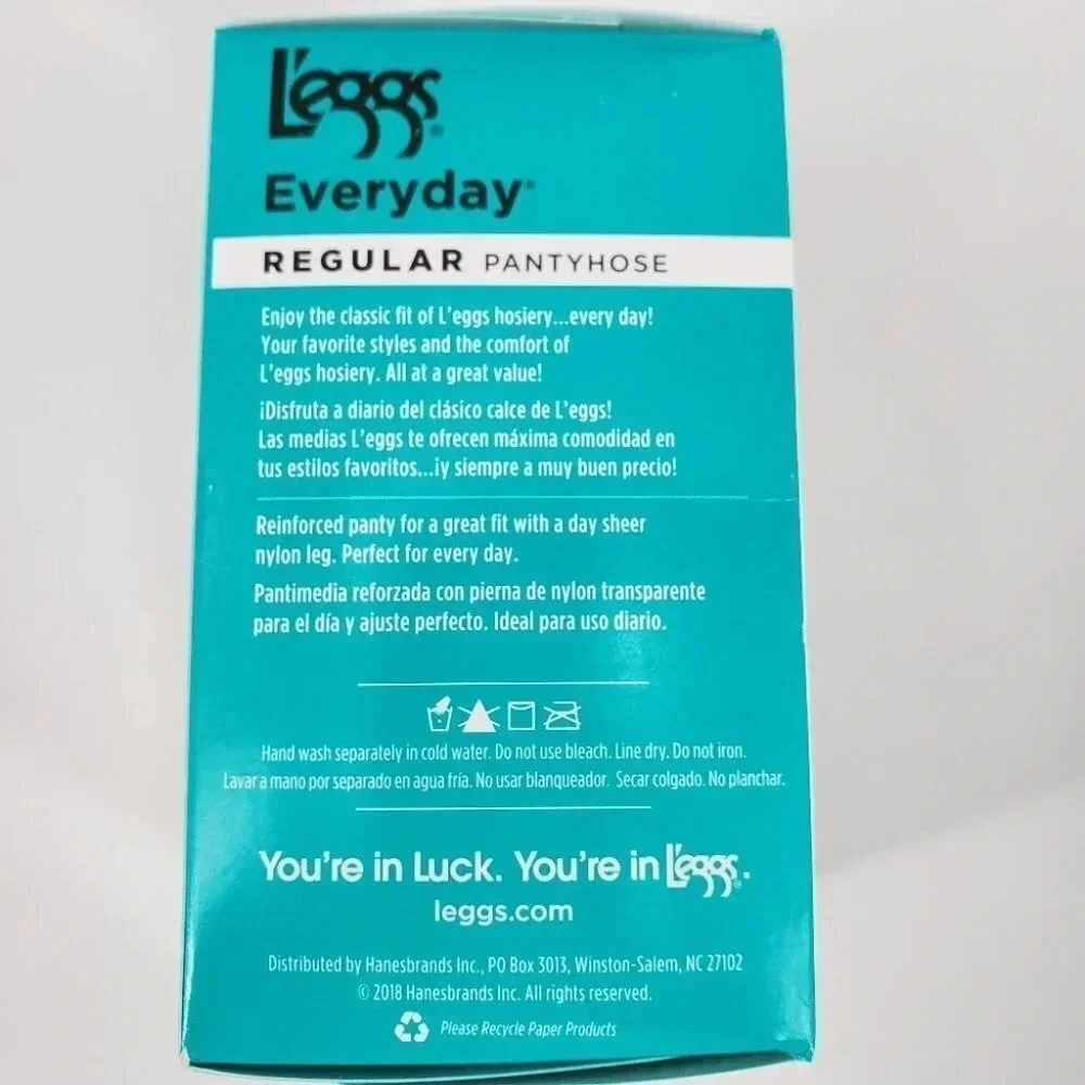 L'eggs Everyday Nude Pantyhose 4 pair NEW in Box!